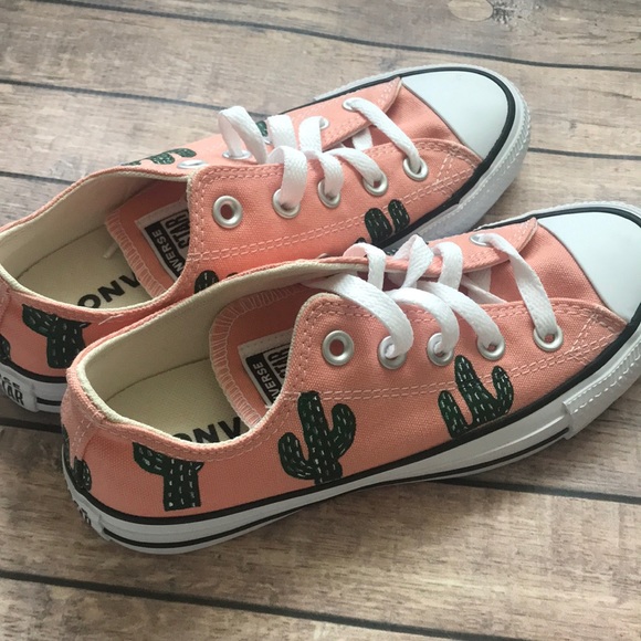 Cactus hand painted converse women’s size 5 - Picture 4 of 4
